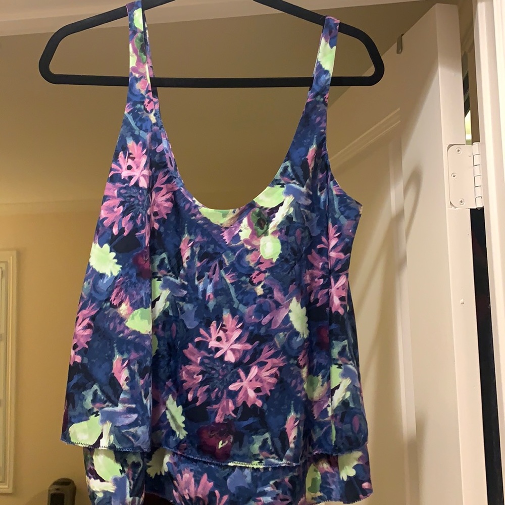 BB Dakota Blue Purple Floral Top